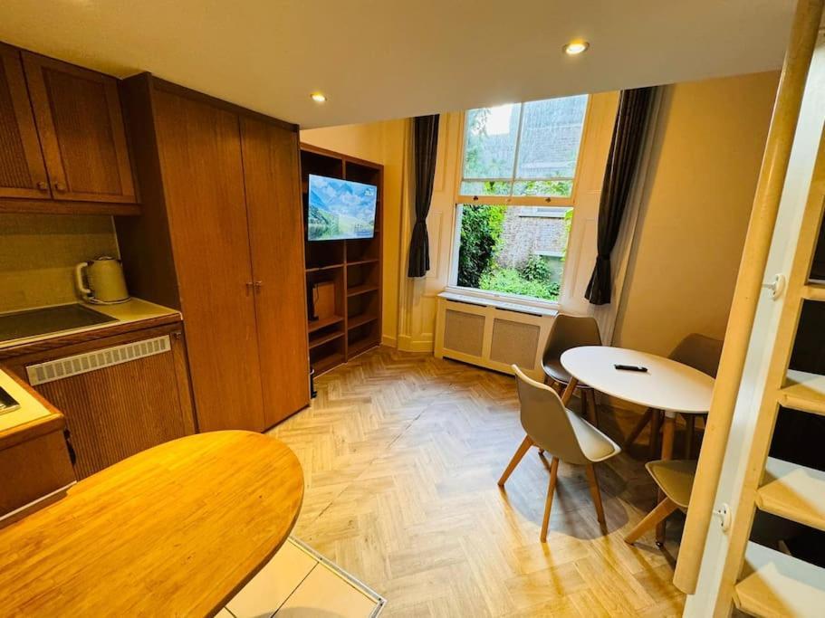 Trio'S Haven In Portebello Road London Eksteriør bilde